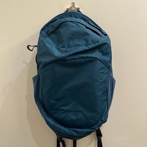 Osprey Centauri backpack in turquoise